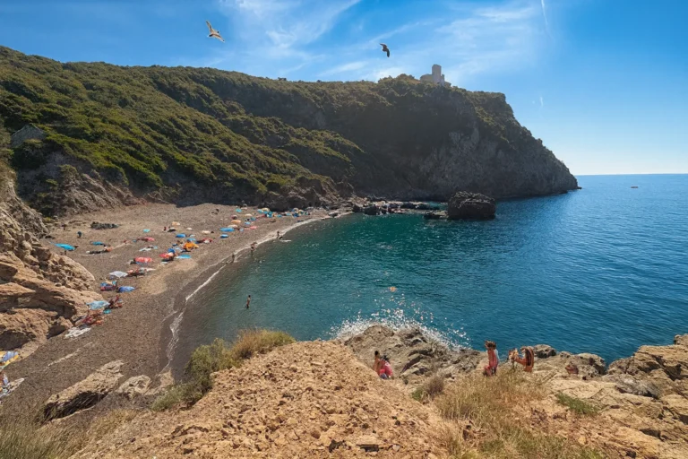 livorno-spiaggia-cala-del-leone-hero